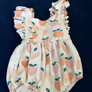 OLLIE JAY EMMY ROMPER IN SWEET PEACH
